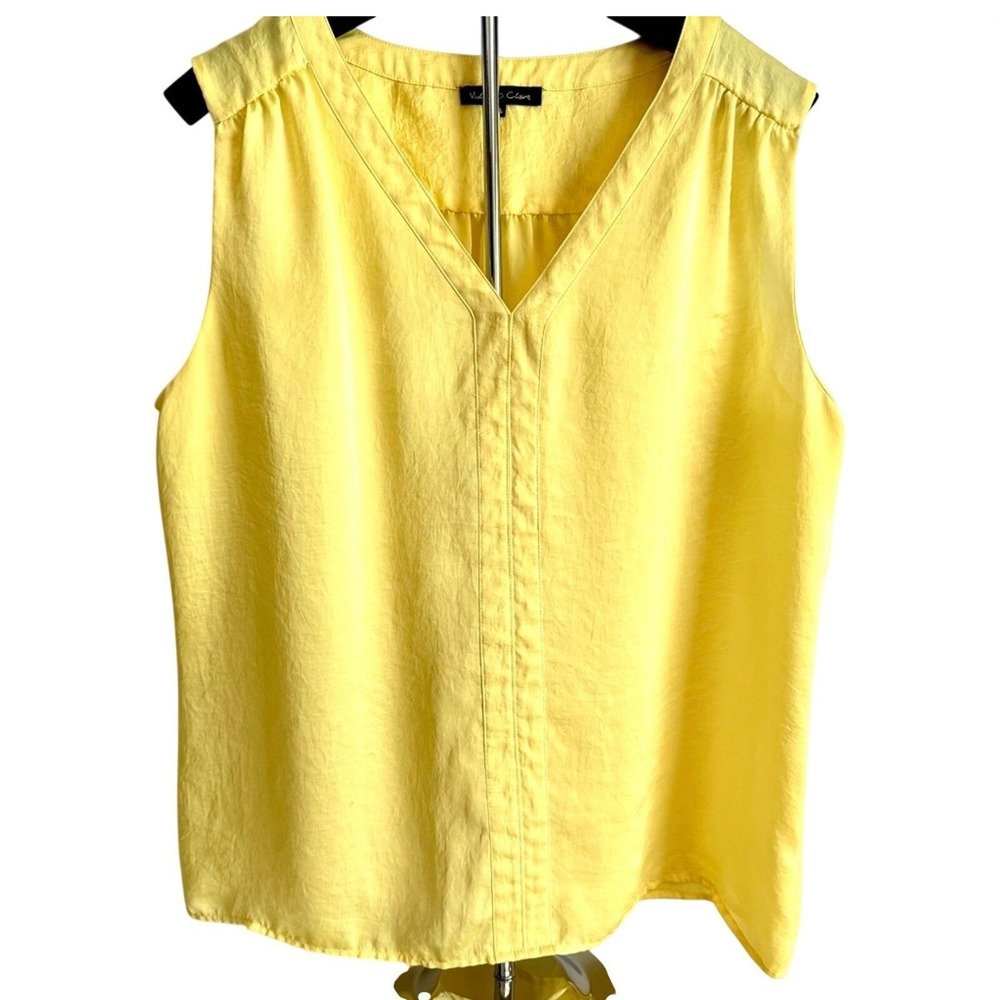 Violet & Claire Yellow Relaxed Sleeveless Blouse Size XL Career Colorful Dainty